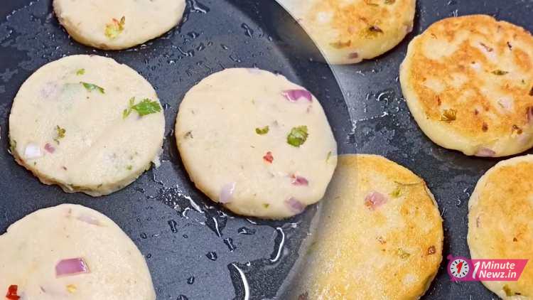 healthy and tasty suji with aloo breakfast recipe