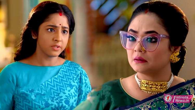 in anurager chhowa deepa knows sona also her daughter