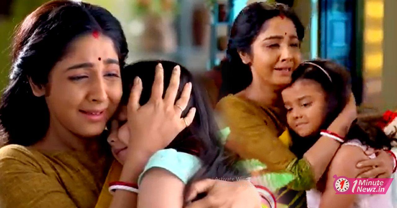 netizen praised swastika aka deepa's acting as a mother in anurager chhowa