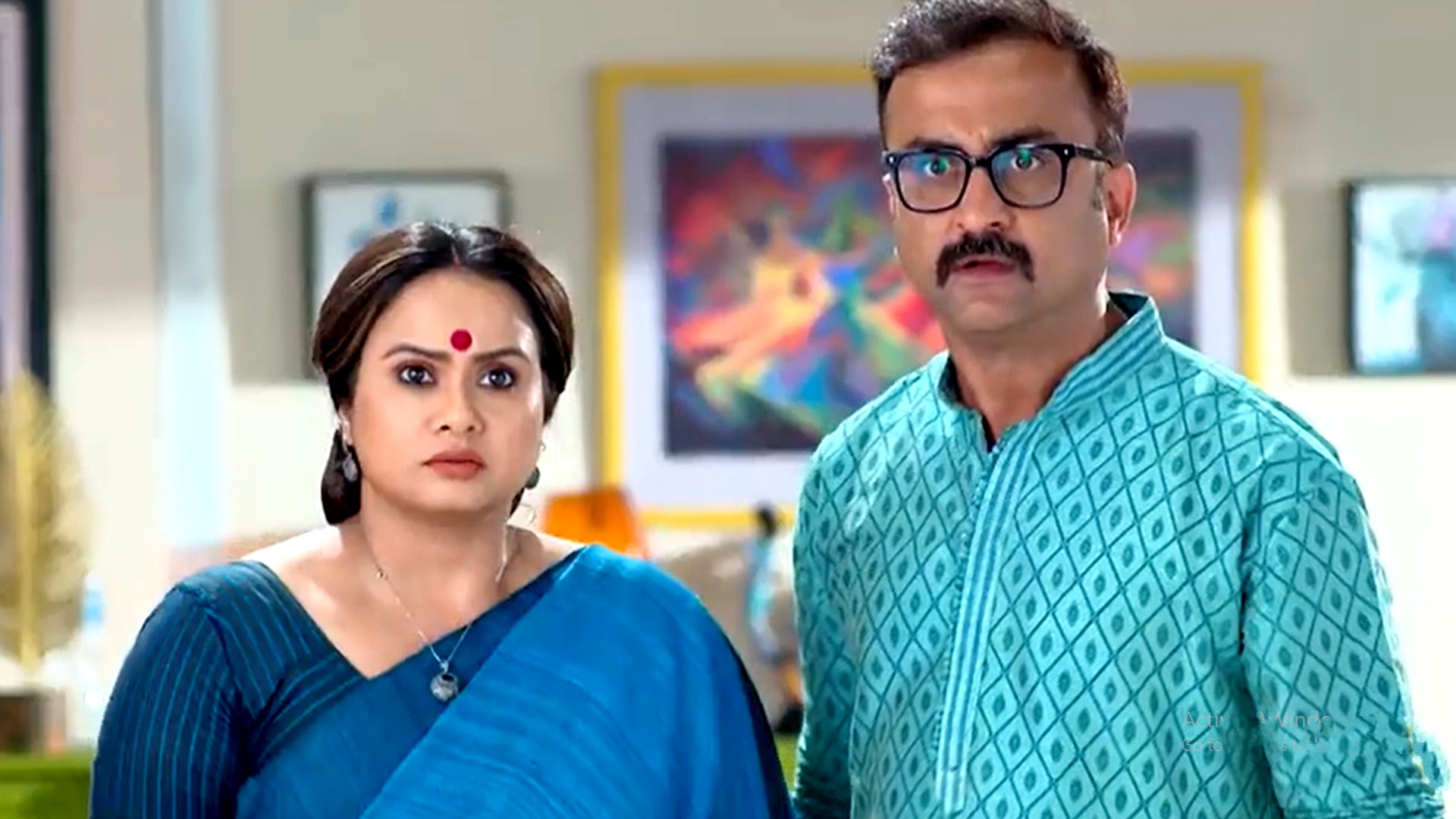 in anurager chowa serial surja gave parag a punishment and accept deepa as his wife infront of his friends