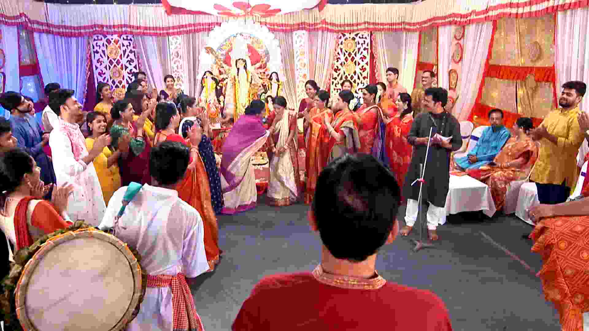 kar kache koi moner katha serial audience praised shimul and madhubala