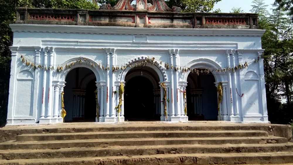 5 travel destination for two days holiday in bankura chhatna rajbari